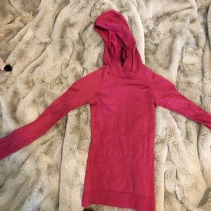 Lululemon hooded running/ski and snowboard  thermal
